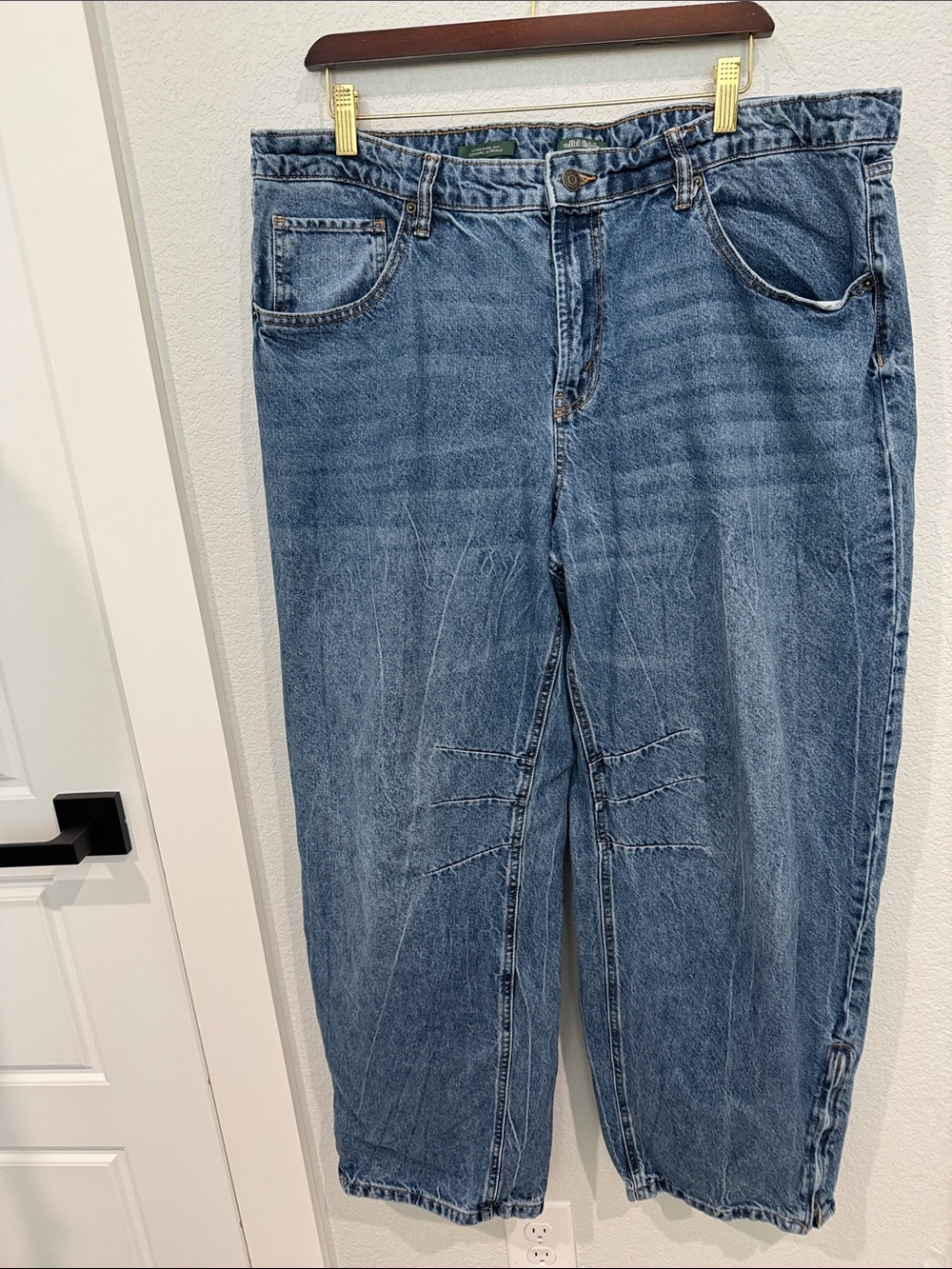 wild fable Blue Low- Rise Barrel Jeans
